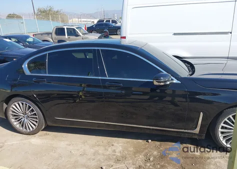 2020 BMW 740I xDrive из США, поврежденный, VIN WBA7T4C06LCD44640